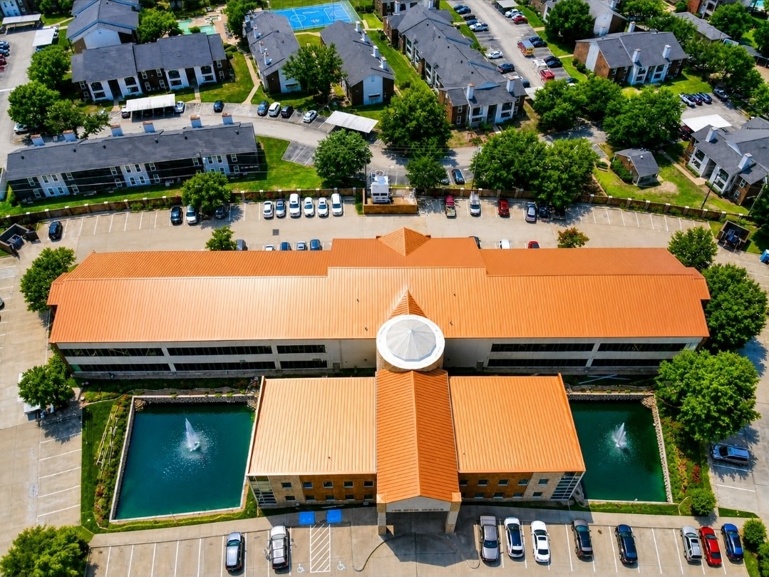 Large commercial roofing system